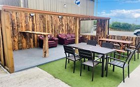 Greenway & Copper Coast Hostel